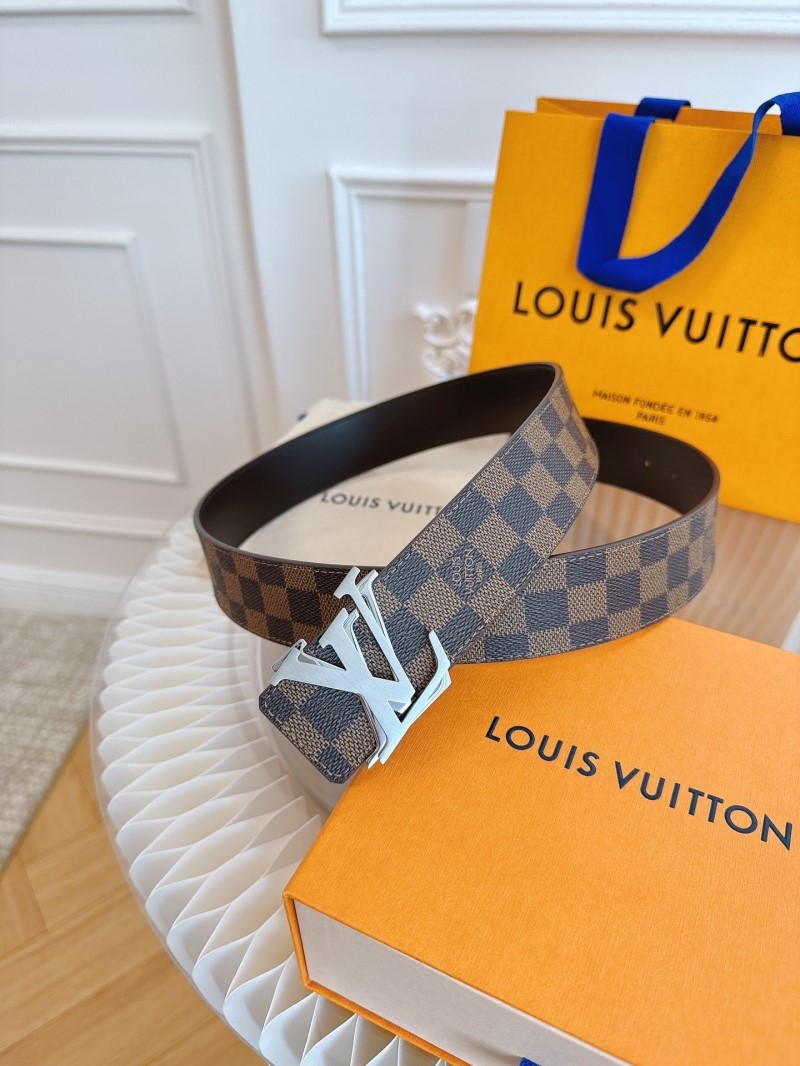 l0vis Vvtt0n belts